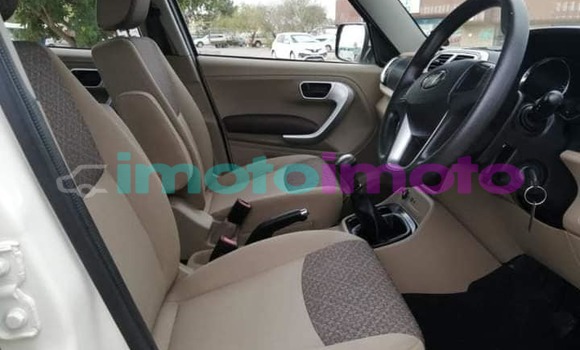 Buy Used Mahindra Thar White Car in Pretoria in Gauteng Buy Used Mahindra Thar White Car in Pretoria in Gauteng