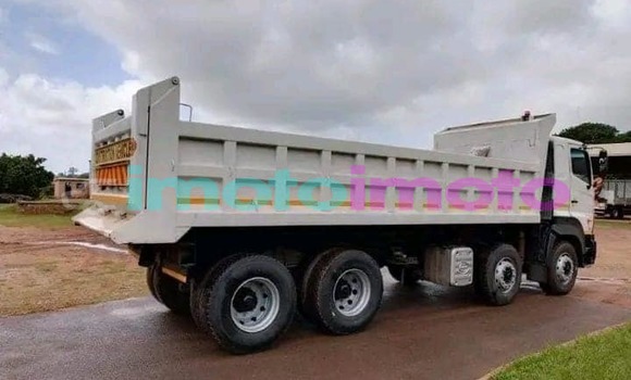 Buy Used Hino GH White Truck in Pretoria in Gauteng Buy Used Hino GH White Truck in Pretoria in Gauteng