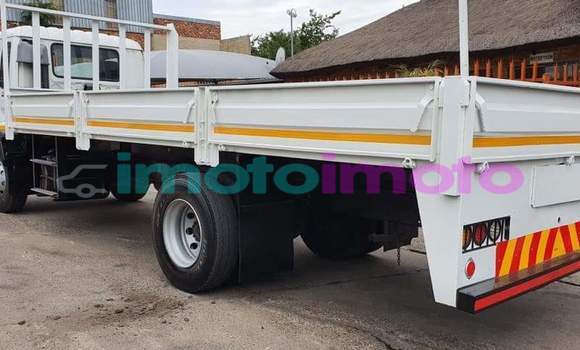 Buy Used Isuzu FTR 850 White Truck in Heidelberg in Gauteng Buy Used Isuzu FTR 850 White Truck in Heidelberg in Gauteng