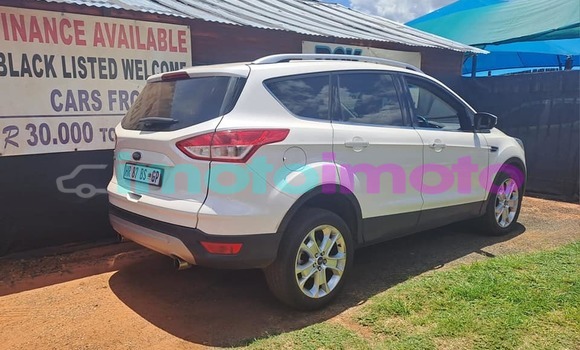 Buy Used Ford Kuga White Car in Benoni in Gauteng
