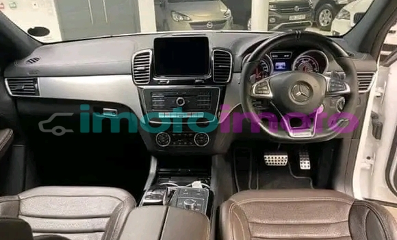 Buy Used Mercedes Viano White Car in Johannesburg in Gauteng Buy Used Mercedes Viano White Car in Johannesburg in Gauteng