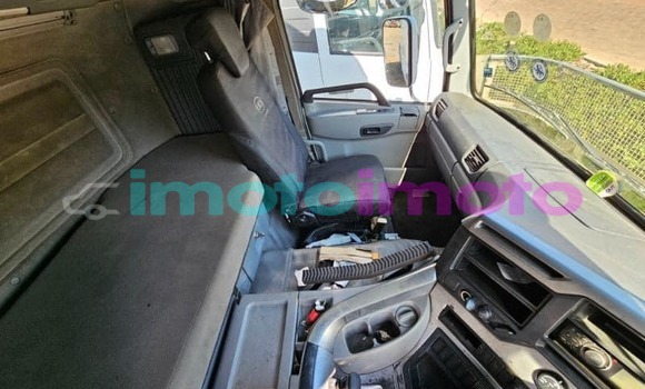 Buy Used Nissan UD White Truck in Boksburg in Gauteng Buy Used Nissan UD White Truck in Boksburg in Gauteng