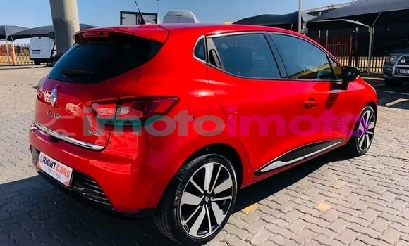 Buy Used Renault Clio Red Car in Johannesburg in Gauteng Buy Used Renault Clio Red Car in Johannesburg in Gauteng