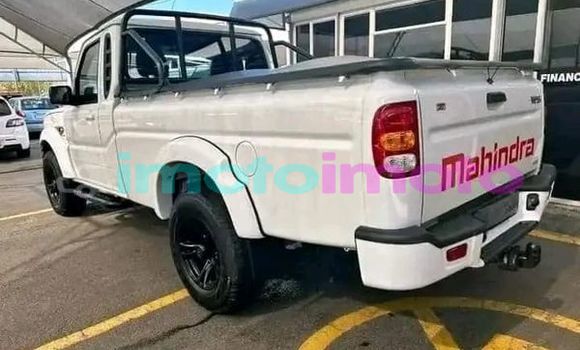 Buy Used Mahindra CJ-3 White Car in Boksburg in Gauteng Buy Used Mahindra CJ-3 White Car in Boksburg in Gauteng