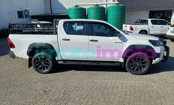 Buy Used Toyota Hilux White Car in Johannesburg in Gauteng Buy Used Toyota Hilux White Car in Johannesburg in Gauteng