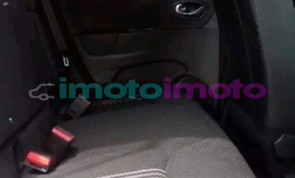 Buy Used Renault Clio Red Car in Import - Dubai in Gauteng Buy Used Renault Clio Red Car in Import - Dubai in Gauteng