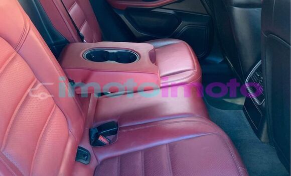 Buy Used Porsche Macan White Car in Alberton in Gauteng Buy Used Porsche Macan White Car in Alberton in Gauteng