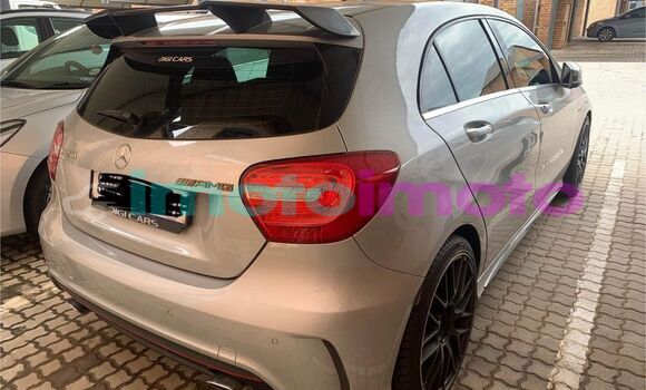 Buy Used Mercedes-Benz A-klasse White Car in Alberton in Gauteng Buy Used Mercedes-Benz A-klasse White Car in Alberton in Gauteng