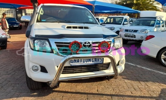 Buy Used Toyota Hilux White Car in Johannesburg in Gauteng Buy Used Toyota Hilux White Car in Johannesburg in Gauteng