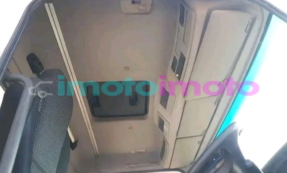 Buy Used MercedesâBenz Tipper White Truck in Centurion in Gauteng Buy Used MercedesâBenz Tipper White Truck in Centurion in Gauteng