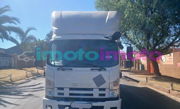 Buy Used Isuzu FTR 850 White Truck in Centurion in Gauteng Buy Used Isuzu FTR 850 White Truck in Centurion in Gauteng