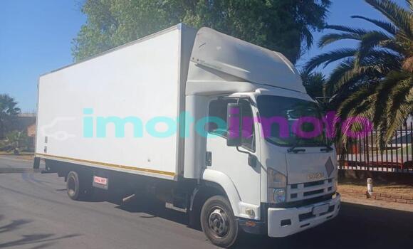 Buy Used Isuzu FTR 850 White Truck in Centurion in Gauteng Buy Used Isuzu FTR 850 White Truck in Centurion in Gauteng