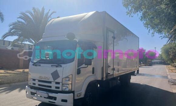 Buy Used Isuzu FTR 850 White Truck in Centurion in Gauteng Buy Used Isuzu FTR 850 White Truck in Centurion in Gauteng