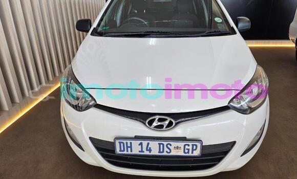 Buy Used Hyundai i20 White Car in Gauteng in Gauteng Buy Used Hyundai i20 White Car in Gauteng in Gauteng