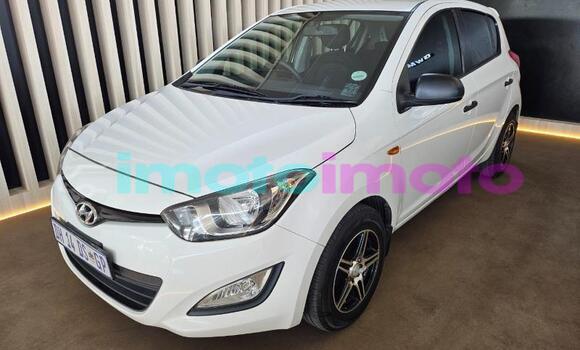 Buy Used Hyundai i20 White Car in Gauteng in Gauteng Buy Used Hyundai i20 White Car in Gauteng in Gauteng