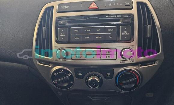 Buy Used Hyundai i20 White Car in Gauteng in Gauteng Buy Used Hyundai i20 White Car in Gauteng in Gauteng