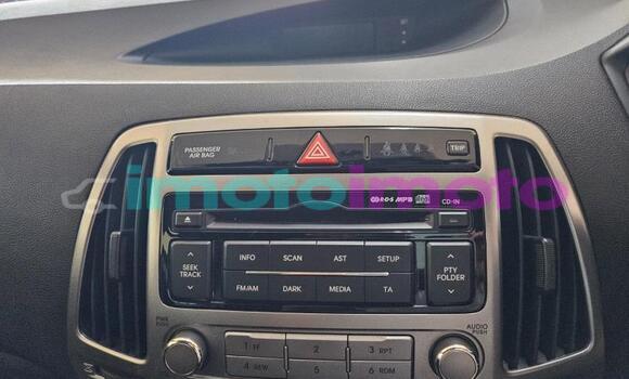 Buy Used Hyundai i20 White Car in Gauteng in Gauteng Buy Used Hyundai i20 White Car in Gauteng in Gauteng