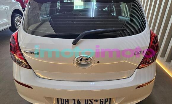 Buy Used Hyundai i20 White Car in Gauteng in Gauteng Buy Used Hyundai i20 White Car in Gauteng in Gauteng