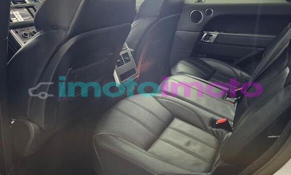 Buy Used Land Rover Range Rover Sport White Car in Gauteng in Gauteng Buy Used Land Rover Range Rover Sport White Car in Gauteng in Gauteng