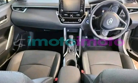 Buy Used Toyota Corolla White Car in Gauteng in Gauteng Buy Used Toyota Corolla White Car in Gauteng in Gauteng