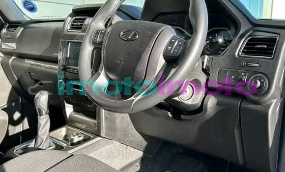 Buy Used Mahindra NC 640 DP Black Car in Dainfern in Gauteng Buy Used Mahindra NC 640 DP Black Car in Dainfern in Gauteng