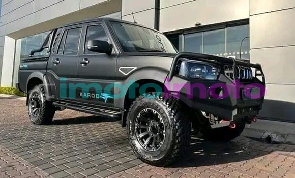 Buy Used Mahindra NC 640 DP Black Car in Dainfern in Gauteng Buy Used Mahindra NC 640 DP Black Car in Dainfern in Gauteng