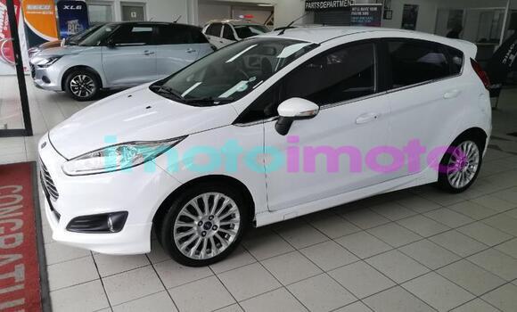 Buy Used Ford Fiesta White Car in Centurion in Gauteng Buy Used Ford Fiesta White Car in Centurion in Gauteng