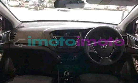 Buy Used Hyundai i20 Red Car in Bela-Bela in Limpopo Buy Used Hyundai i20 Red Car in Bela-Bela in Limpopo