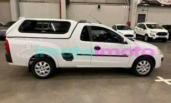 Buy Used Opel Corsa White Car in Ermelo in Mpumalanga Buy Used Opel Corsa White Car in Ermelo in Mpumalanga