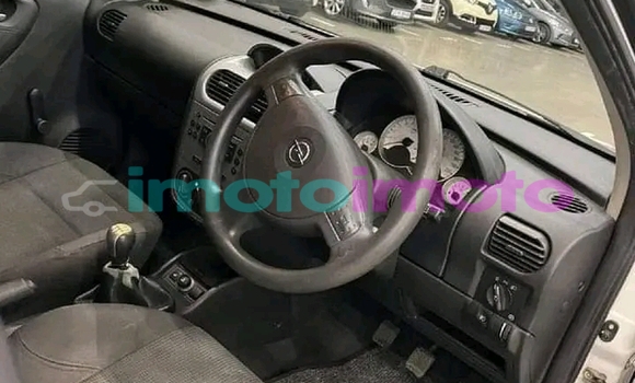Buy Used Opel Corsa White Car in Ermelo in Mpumalanga Buy Used Opel Corsa White Car in Ermelo in Mpumalanga
