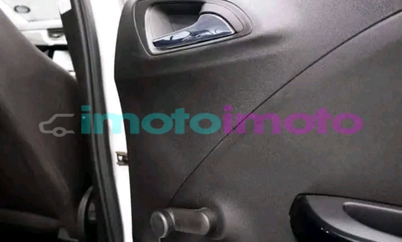 Buy Used Opel Corsa White Car in Johannesburg in Gauteng Buy Used Opel Corsa White Car in Johannesburg in Gauteng