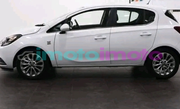 Buy Used Opel Corsa White Car in Johannesburg in Gauteng Buy Used Opel Corsa White Car in Johannesburg in Gauteng