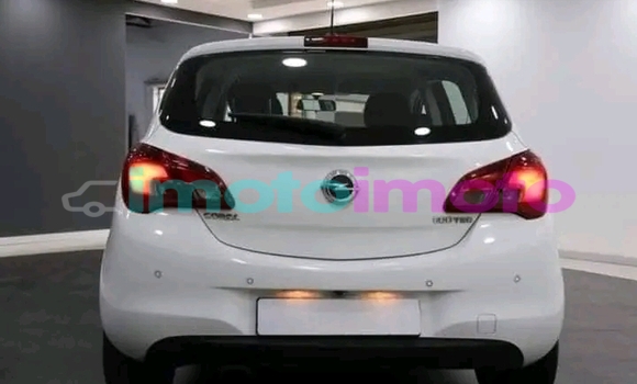 Buy Used Opel Corsa White Car in Johannesburg in Gauteng Buy Used Opel Corsa White Car in Johannesburg in Gauteng