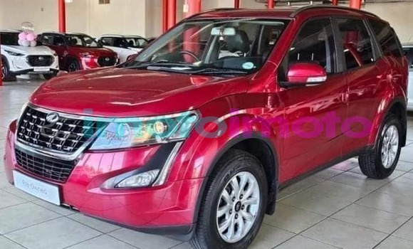 Buy Used Mahindra Xylo Red Car in Benoni in Gauteng Buy Used Mahindra Xylo Red Car in Benoni in Gauteng