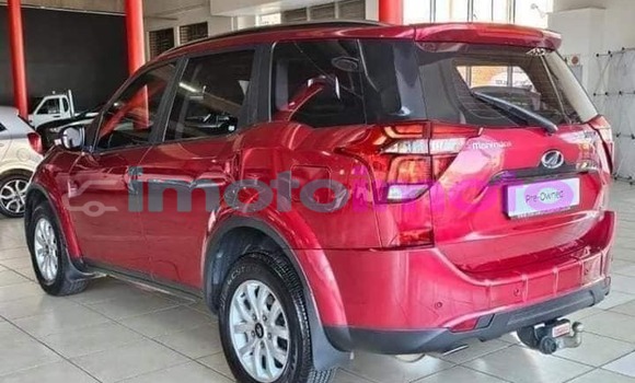 Buy Used Mahindra Xylo Red Car in Benoni in Gauteng Buy Used Mahindra Xylo Red Car in Benoni in Gauteng