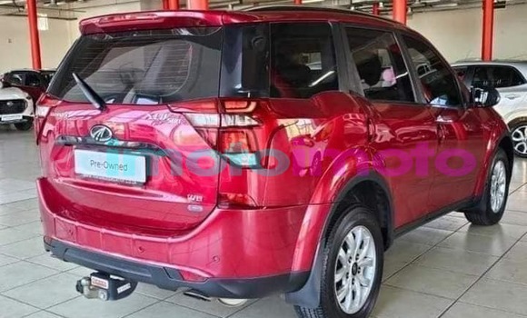 Buy Used Mahindra Xylo Red Car in Benoni in Gauteng Buy Used Mahindra Xylo Red Car in Benoni in Gauteng