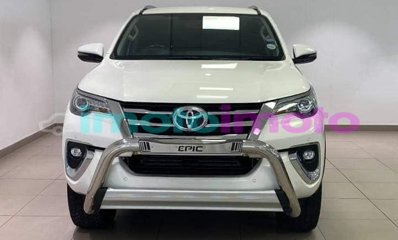 Buy Used Toyota Fortuner White Car in Johannesburg in Gauteng Buy Used Toyota Fortuner White Car in Johannesburg in Gauteng