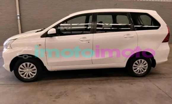 Buy Used Toyota Avanza White Car in Emjindini in Mpumalanga Buy Used Toyota Avanza White Car in Emjindini in Mpumalanga