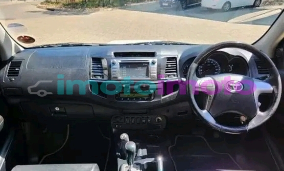 Buy Used Toyota Fortuner White Car in eLukwatini in Mpumalanga Buy Used Toyota Fortuner White Car in eLukwatini in Mpumalanga