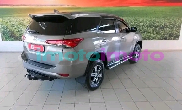 Buy Used Toyota Fortuner Other Car in Import - Dubai in Gauteng Buy Used Toyota Fortuner Other Car in Import - Dubai in Gauteng