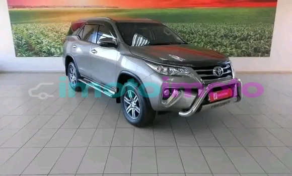 Buy Used Toyota Fortuner Other Car in Import - Dubai in Gauteng Buy Used Toyota Fortuner Other Car in Import - Dubai in Gauteng