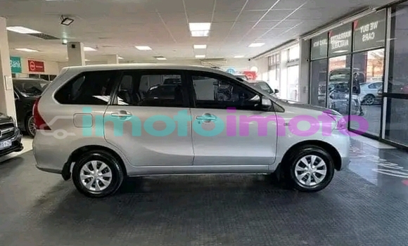 Buy Used Toyota Avanza White Car in Emjindini in Mpumalanga Buy Used Toyota Avanza White Car in Emjindini in Mpumalanga