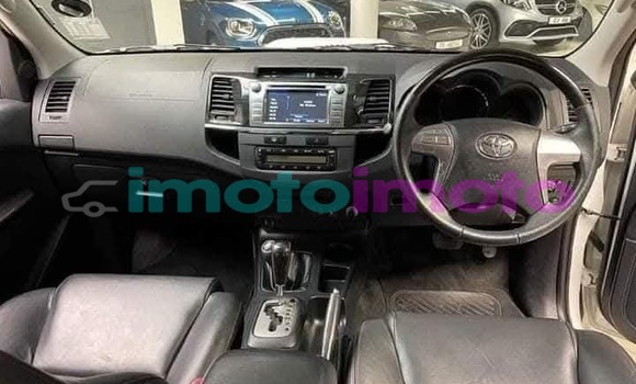 Buy Used Toyota Fortuner White Car in Johannesburg in Gauteng Buy Used Toyota Fortuner White Car in Johannesburg in Gauteng
