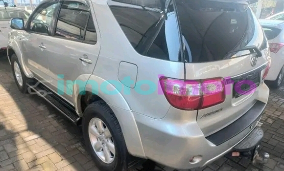 Buy Used Toyota Fortuner Other Car in Grant Park in Gauteng Buy Used Toyota Fortuner Other Car in Grant Park in Gauteng
