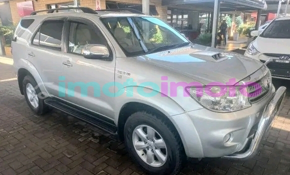 Buy Used Toyota Fortuner Other Car in Grant Park in Gauteng Buy Used Toyota Fortuner Other Car in Grant Park in Gauteng