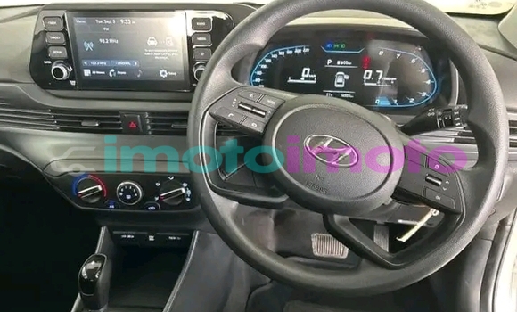 Buy Used Hyundai i20 White Car in Dendron in Limpopo Buy Used Hyundai i20 White Car in Dendron in Limpopo