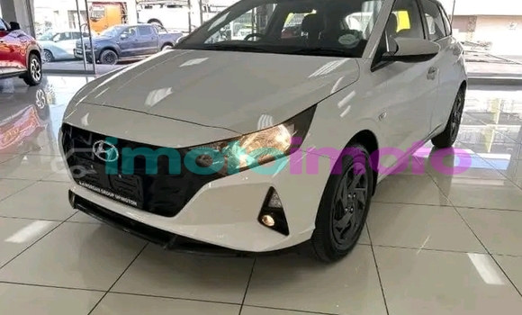 Buy Used Hyundai i20 White Car in Dendron in Limpopo Buy Used Hyundai i20 White Car in Dendron in Limpopo