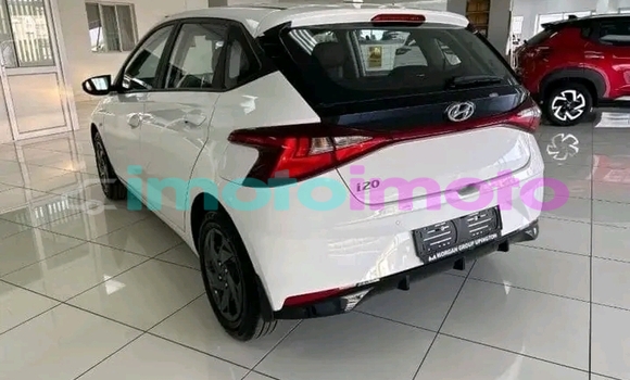 Buy Used Hyundai i20 White Car in Dendron in Limpopo Buy Used Hyundai i20 White Car in Dendron in Limpopo