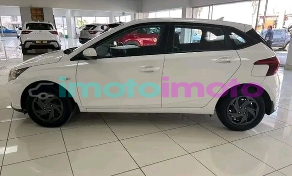 Buy Used Hyundai i20 White Car in Dendron in Limpopo Buy Used Hyundai i20 White Car in Dendron in Limpopo