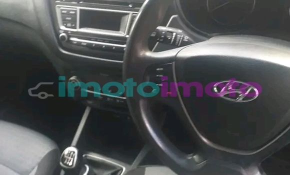 Buy Used Hyundai i20 White Car in Johannesburg in Gauteng Buy Used Hyundai i20 White Car in Johannesburg in Gauteng